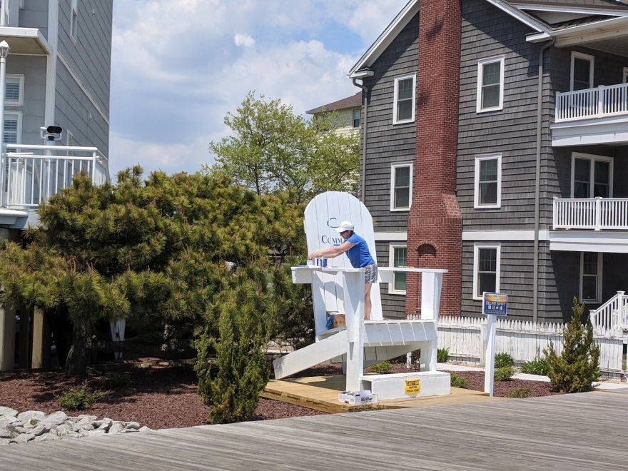Commander Hotel & Suites