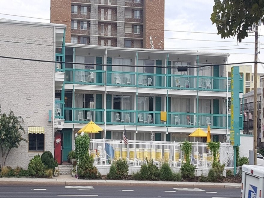Shangri La Motel