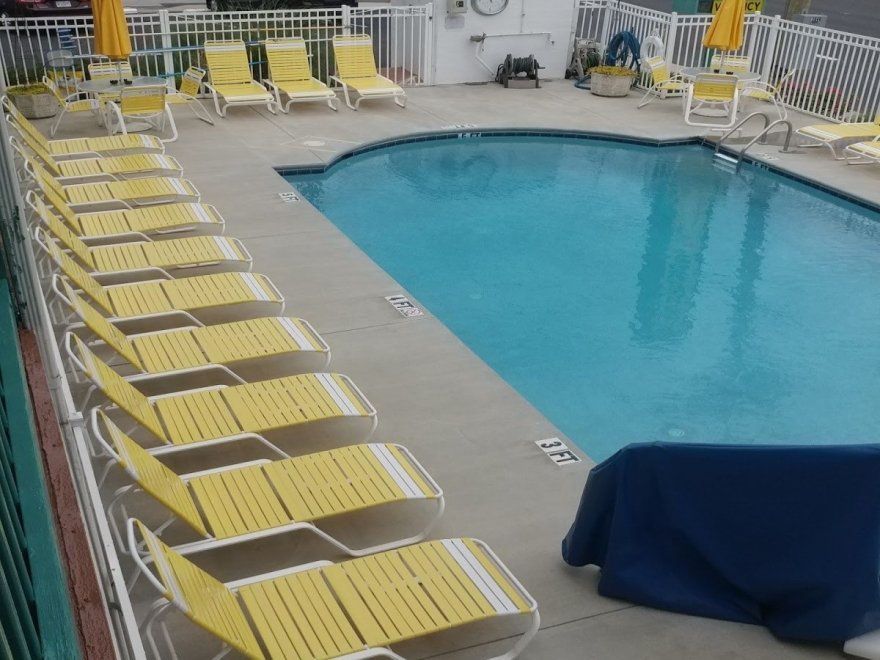Shangri La Motel