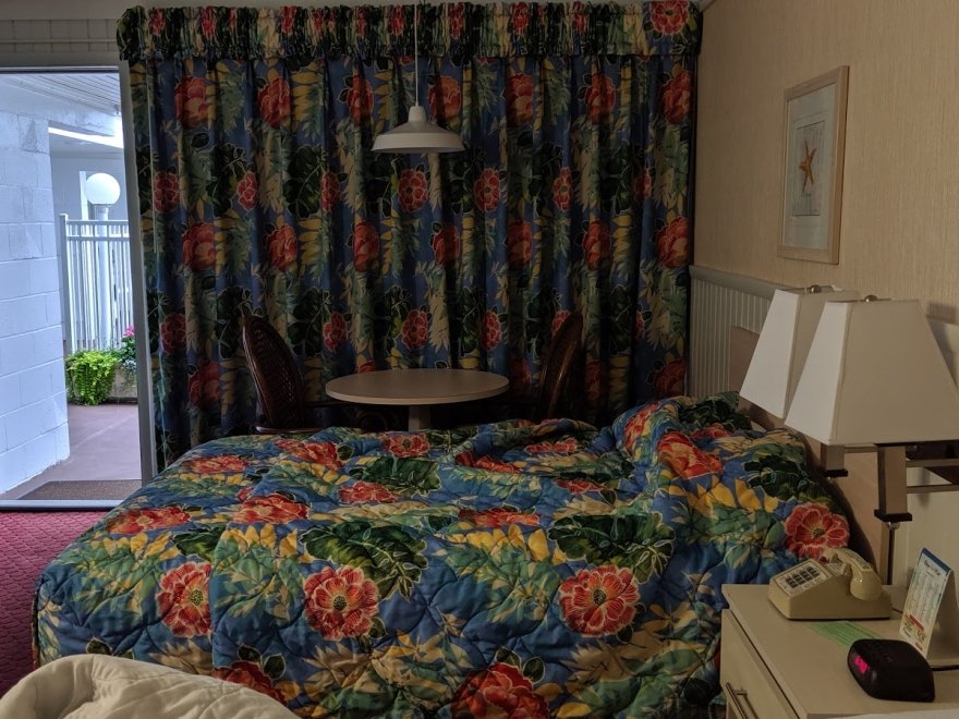 Shangri La Motel