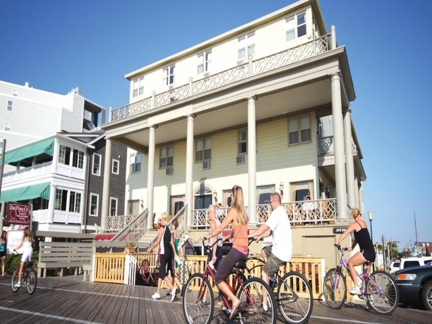 Harrison Hall Hotel