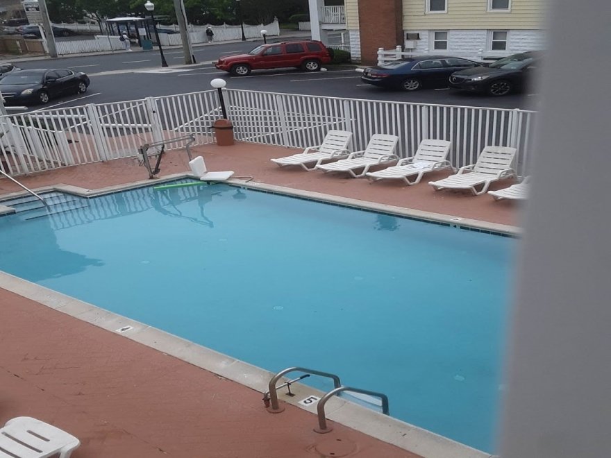 Admiral Hotel