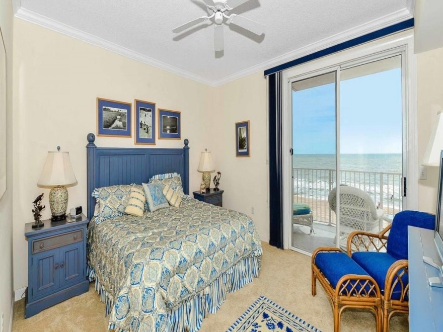 Holiday Real Estate, Inc.