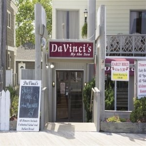 DaVinci's by the Sea