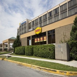 Denny's