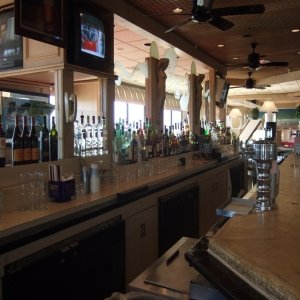 Schooner's Oceanfront Bar & Lounge
