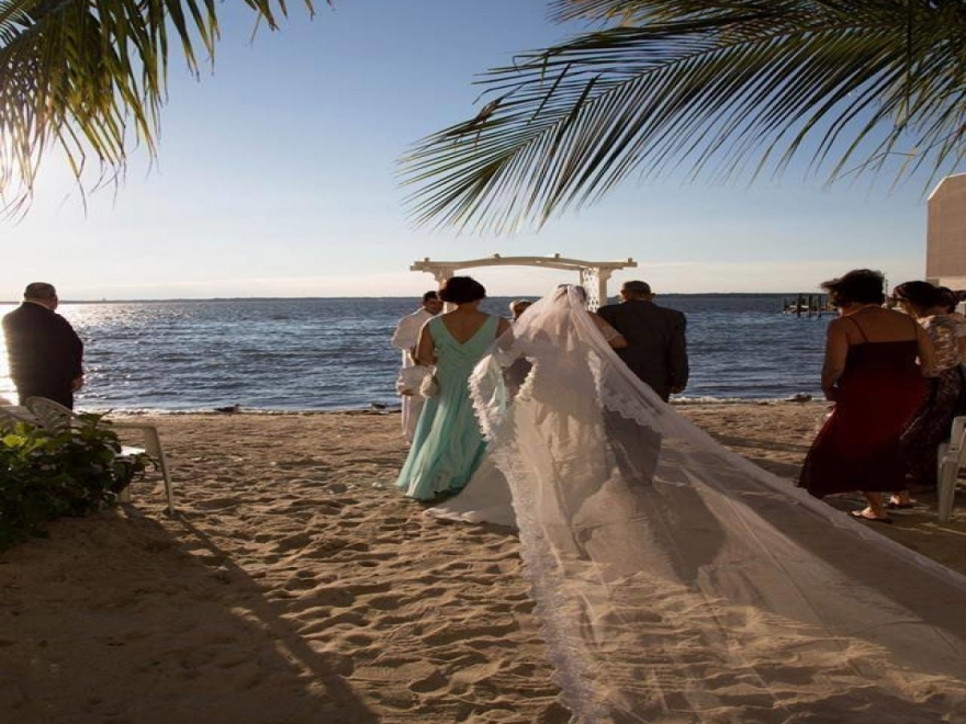 Barefoot Beach Bride