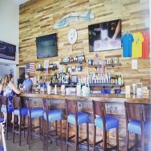 Barracuda's Bar & Grill