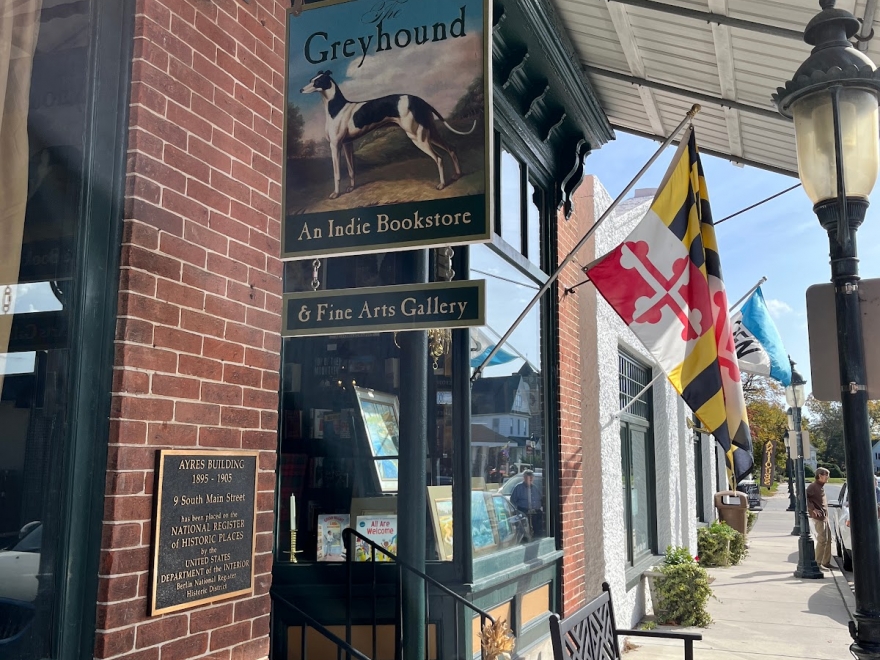 The Greyhound - An Indie Bookstore
