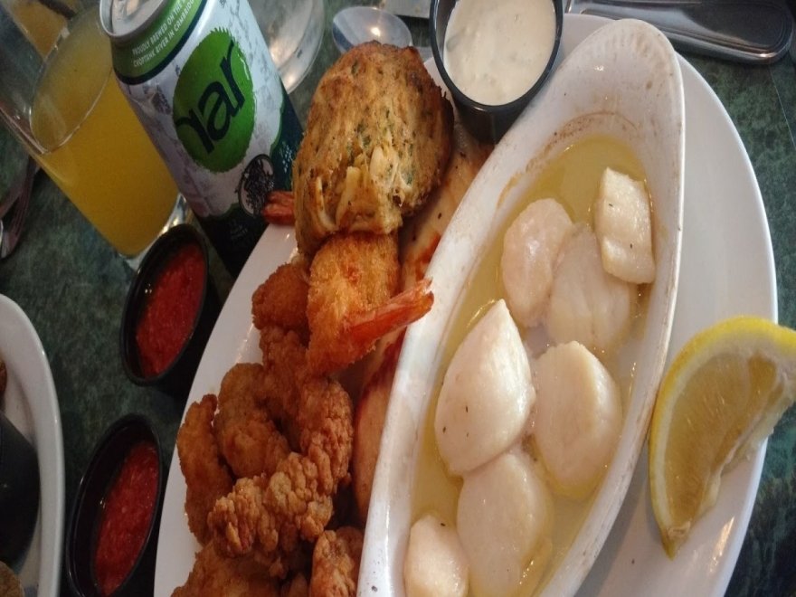 Harpoon Hanna's