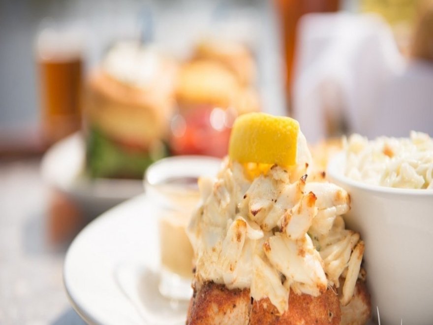 Harpoon Hanna's