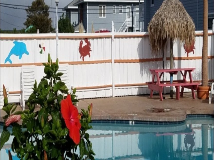 Blue Wave Inn
