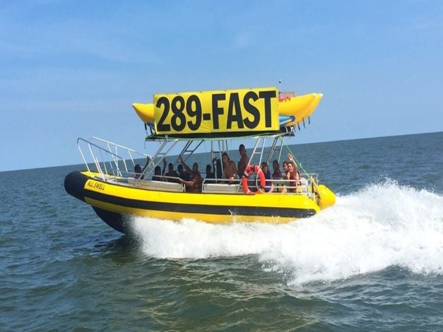 Under The Bridge Watersports - Jet Skis & Pontoon Boat Rentals
