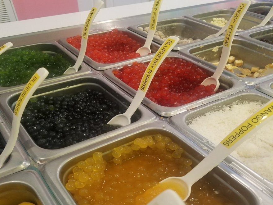 sweetFrog Premium Frozen Yogurt