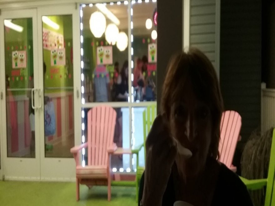 sweetFrog Premium Frozen Yogurt