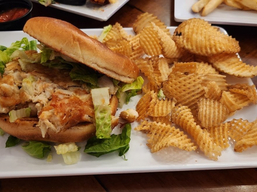 Yellowfin's Bar & Grill