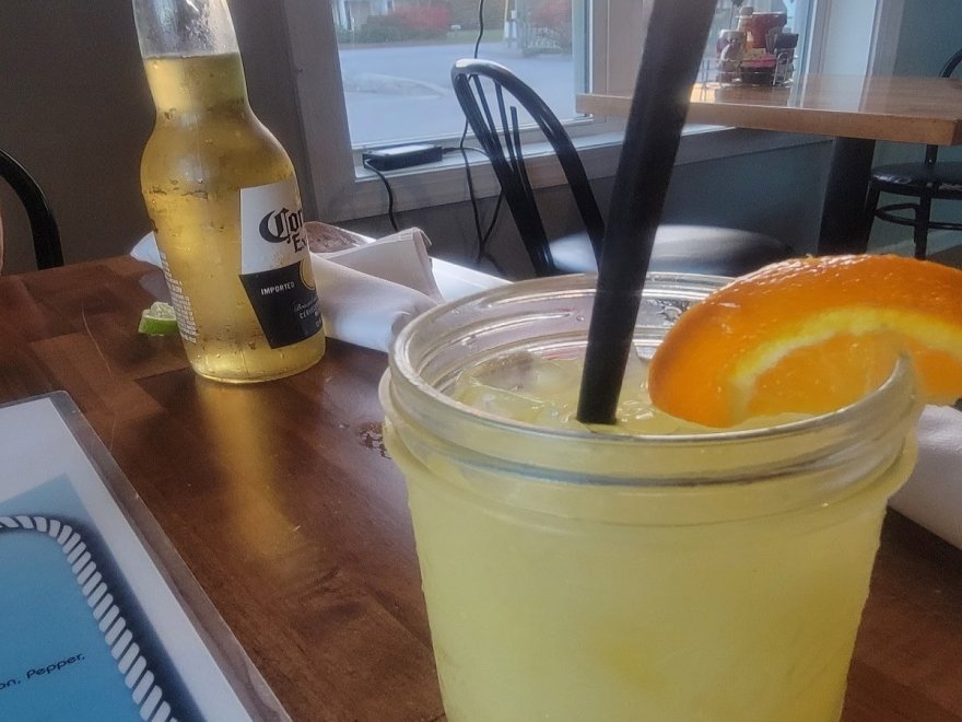 Yellowfin's Bar & Grill
