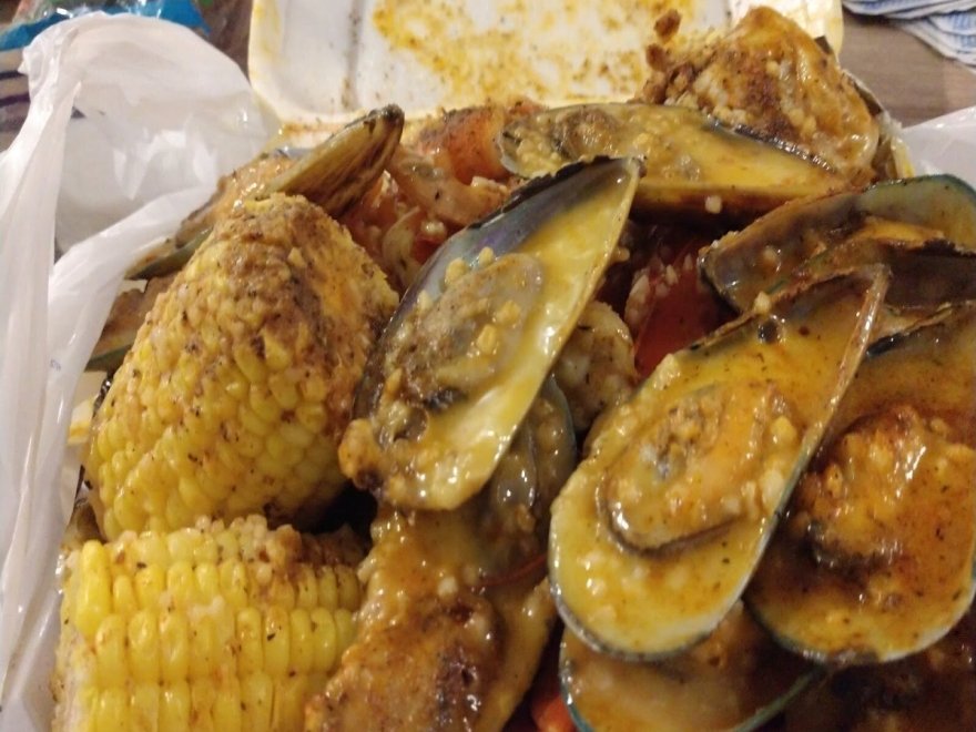 1 Fish 2 Fish Crabs & Seafood