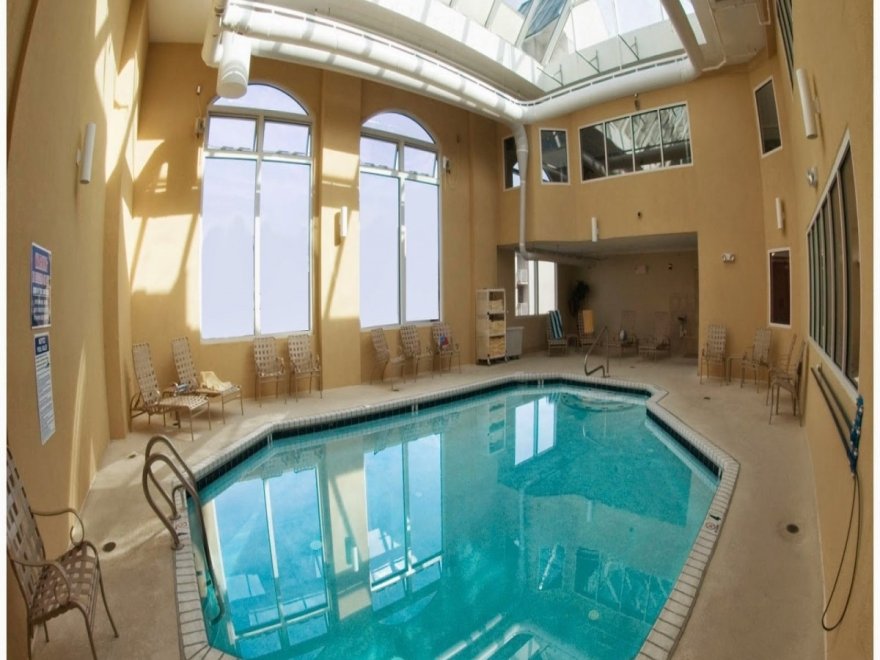 Breakers Hotel
