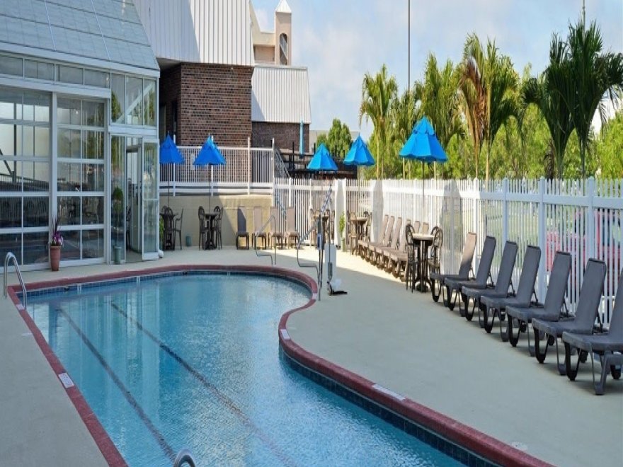 Holiday Inn Express & Suites Ocean City