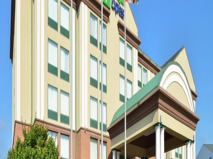 Holiday Inn Express & Suites Ocean City