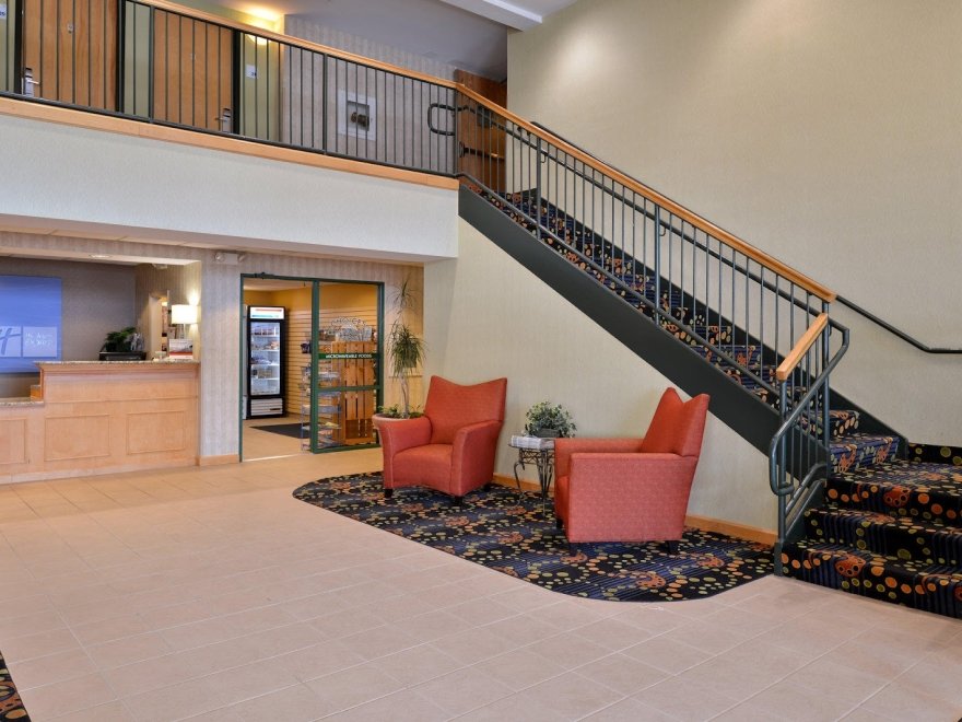 Holiday Inn Express & Suites Ocean City